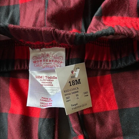 Wondershop Red and Black Plaid Pajama Bottoms - Picture 2 of 2